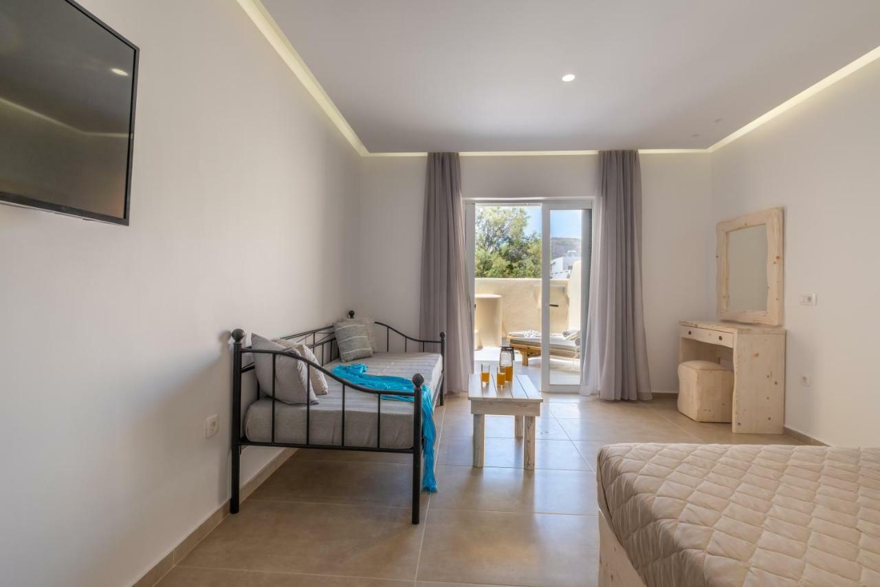 Cyclops Beach Apartments Perivolos  Extérieur photo