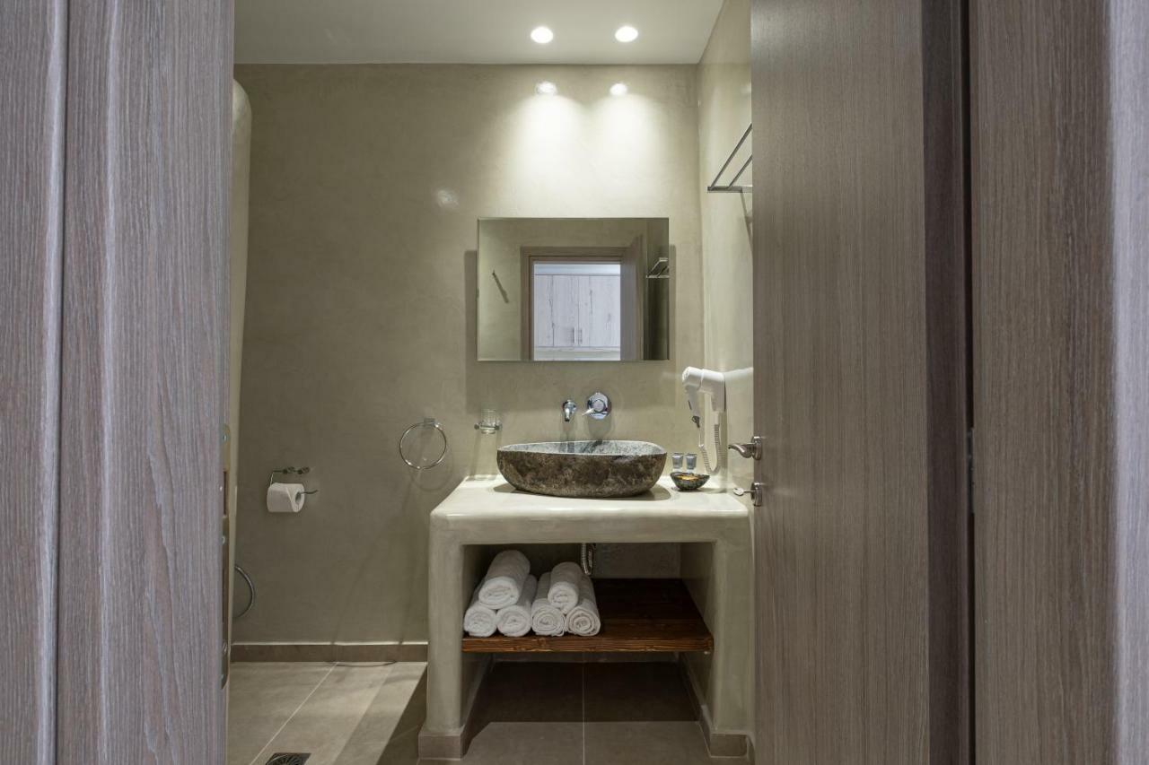 Cyclops Beach Apartments Perivolos  Extérieur photo