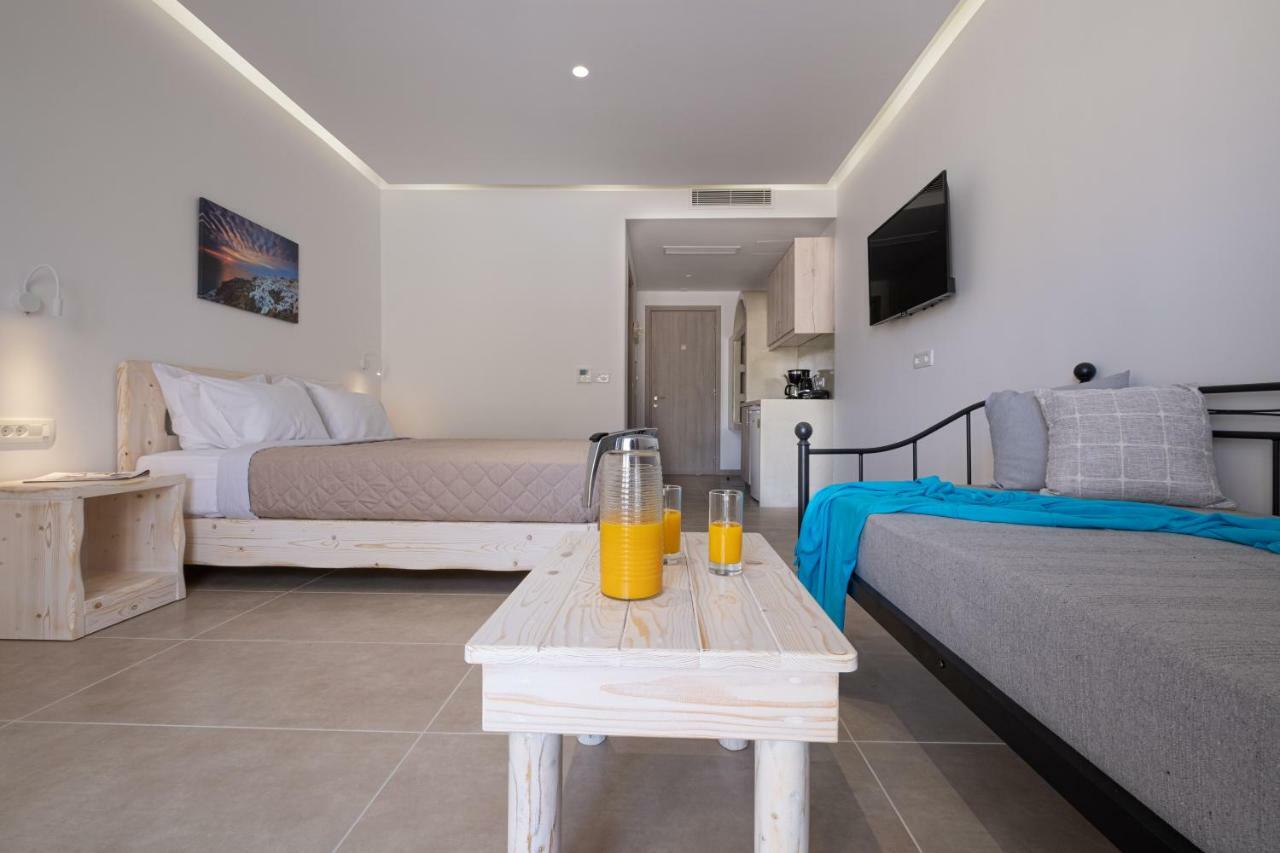 Cyclops Beach Apartments Perivolos  Extérieur photo
